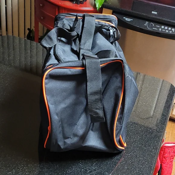 Adidas Unisex Medium Duffel Bag